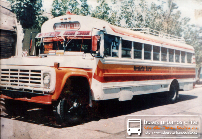 Recoleta Lira Caterpillar Thomas